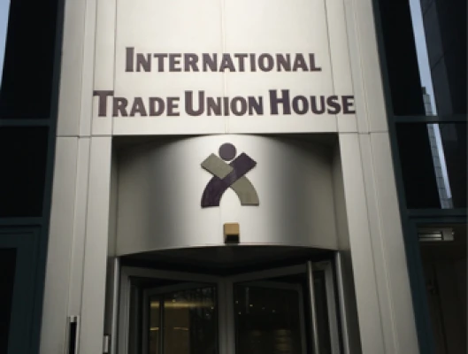 Τα ευρωπαικά συνδικάτα συντονίζουν τη δράση τους για το περιβάλλον.