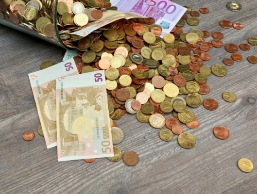 Επίδομα 800 ευρώ: Δείτε τα βήματα για αίτηση στο supportemployees.yeka.gr