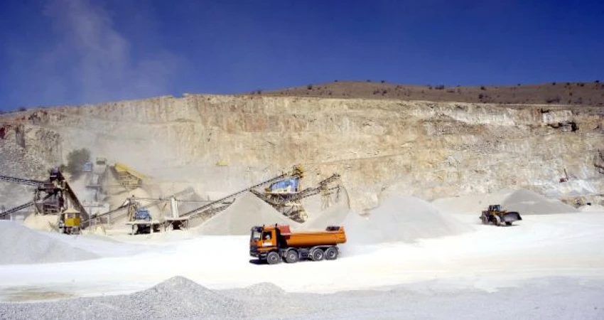 ΔΕΛΤΙΟ ΤΥΠΟΥ-ΜΕΤΡΑ ΕΔΩ ΚΑΙ ΤΩΡΑ ΝΑ ΣΤΑΜΑΤΗΣΟΥΝ ΤΑ ΕΡΓΑΤΙΚΑ ΔΥΣΤΥΧΗΜΑΤΑ