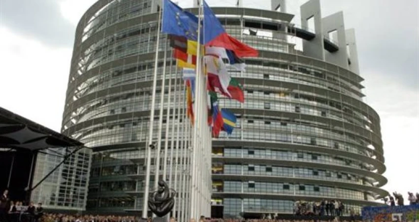 ΟΜΙΛΙΑ ΠΡΟΕΔΡΟΥ ΓΣΕΕ  ΣΤΟ ΕΥΡΩΚΟΙΝΟΒΟΥΛΙΟ ΓΙΑ ΤΙΣ ΜΕΤΑΡΡΥΘΜΙΣΕΙΣ ΣΤΗΝ ΑΓΟΡΑ ΕΡΓΑΣΙΑΣ ΣΤΗΝ ΕΛΛΑΔΑ Ο ΠΡΟΕΔΡΟΣ ΤΗΣ ΓΣΕΕ 30/5/17